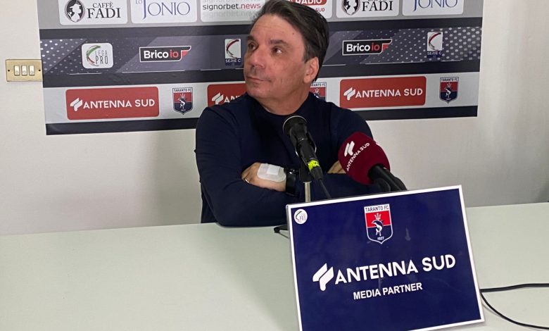 Taranto - Mister Capuano: "Meritiamo tanta gente allo stadio"