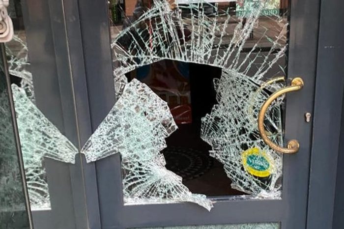 Furti con vetrine spaccate a Bari, arrestati