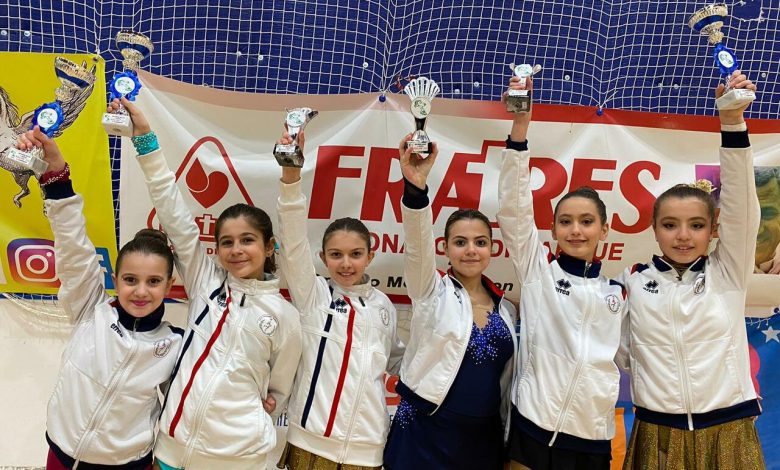 Immancabile un plauso ai giovanissimi atleti, davvero encomiabili: "Sono molto contenta del lavoro che stiamo portando avanti con i nostri piccoli pattinatori. Hanno dato tutti loro il massimo ed ognuno di loro, per quanto mi riguarda ha vinto, se non il podio, una bella e nuova esperienza. Questo premio ci gratifica ed inorgoglisce"