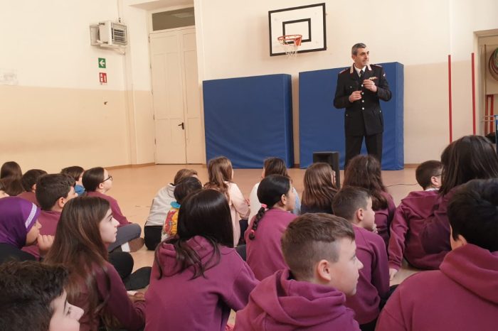 L’Arma dei Carabinieri appuntamenti con giovani e giovanissimi studenti per accrescere il senso civico e la fiducia dell’Istituzione