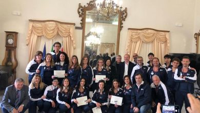 Un pomeriggio speciale quello di mercoledì 5 aprile della squadra di canottaggio femminile specialità lance a 10 remi a sedile fisso della Lega Navale