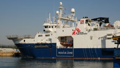 nave di ricerca e soccorso operata da Medici Senza Frontiere (MSF), sta per approdare nel porto di Brindisi trasportando 26 migranti, tra cui otto bambini e una donna incinta