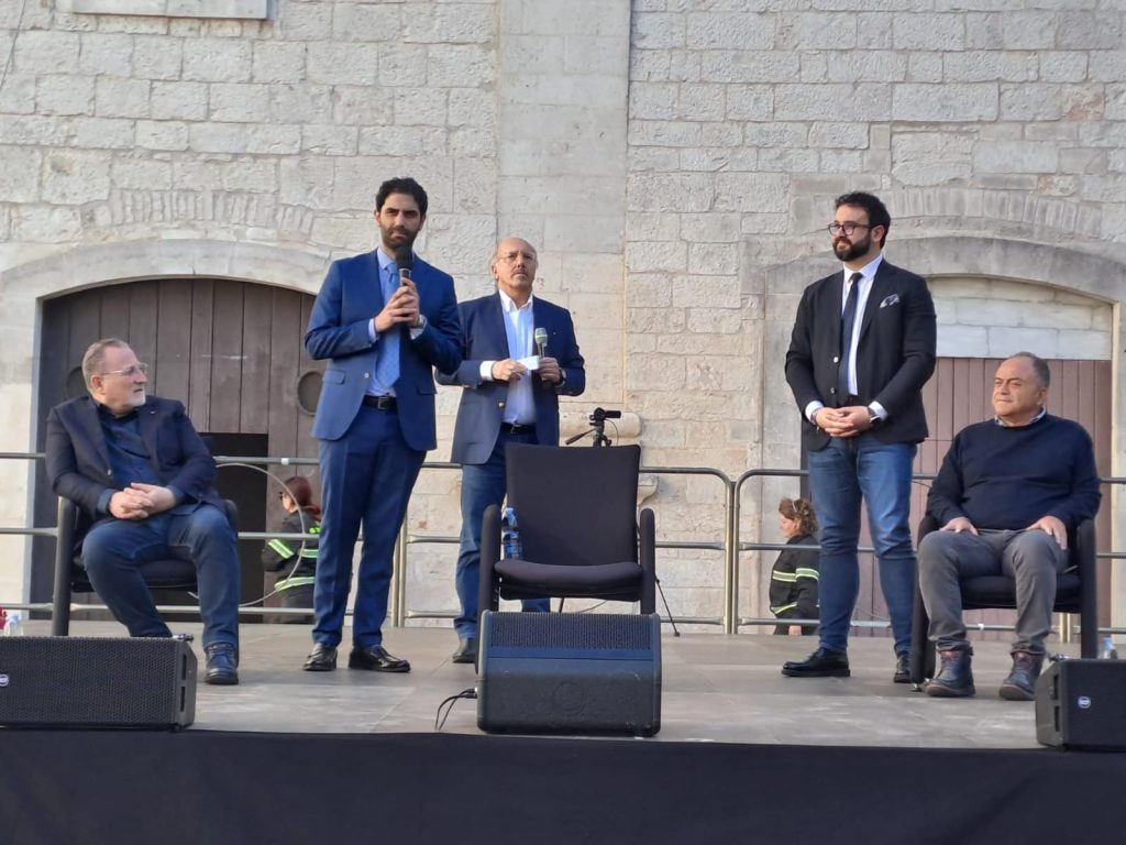 Sindaco Palmisano e Procuratore della Repubblica Nicola Gratteri a Martina Franca. Il Muro di Silenzio dell'Amministrazione Comunale riuscirà a nascondere la Verità?