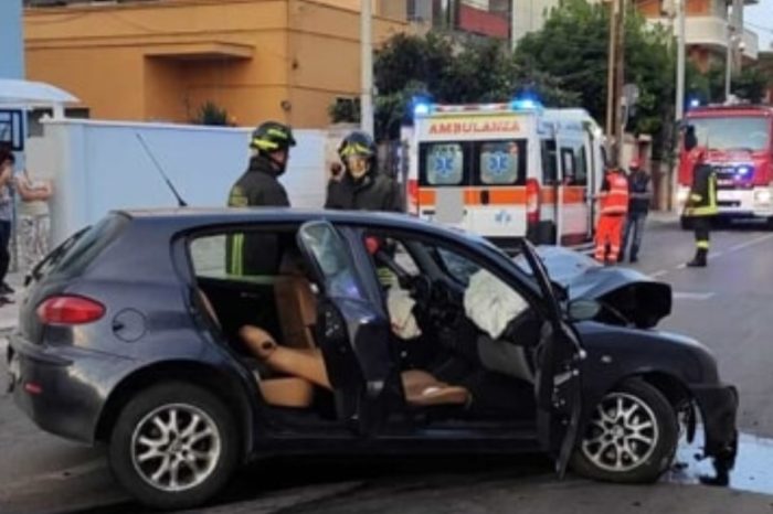 Brindisi - incidente all’alba: due giovani feriti, auto distrutta contro muro
