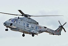 Incidente alla stazione aeromobili di Grottaglie: elicottero MH-90 si ribalta durante i controlli pre-decollo