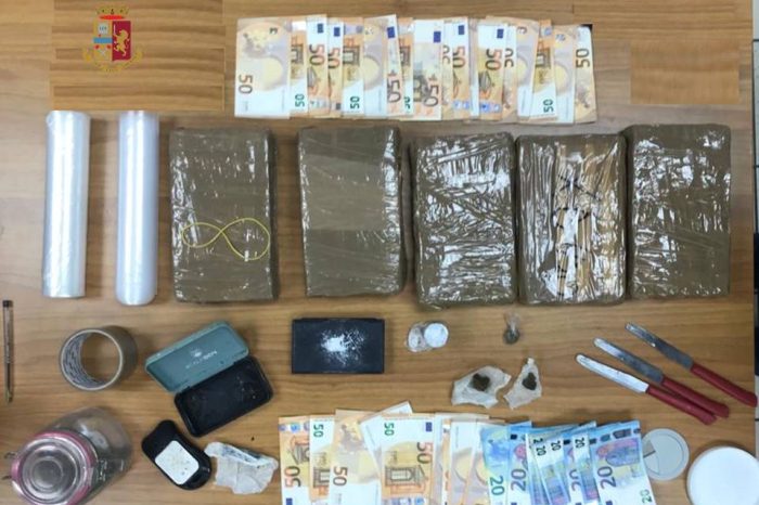 Maxi sequestro di cocaina: Giovane tarantino sorpreso con quasi 6 kg di droga nella propria abitazione