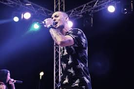 Bari dice addio a Walino - il rapper che cantava l'anima della città