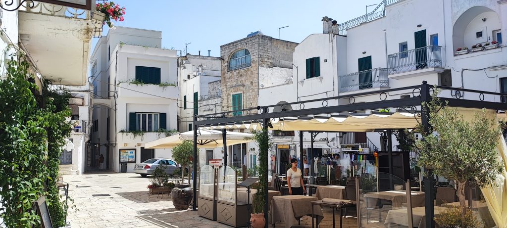 Cisternino esempio splendido di come la tradizione possa fondersi con la modernità. 