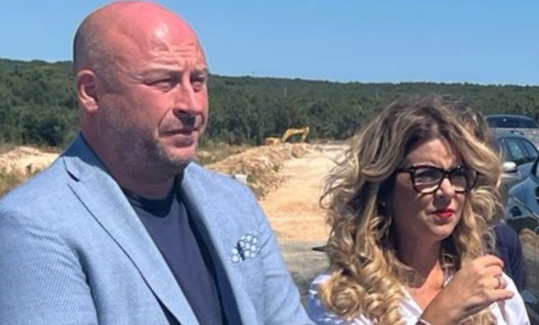 Il Consigliere Regionale Perrini con l'allora 'Assessore Anna Maurodinoia