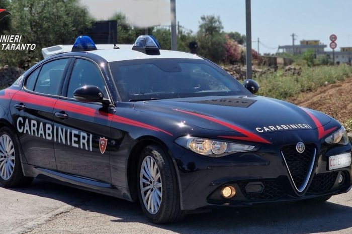 Carabinieri salvano padre da figlio violento
