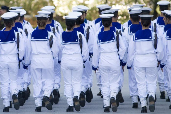 Ricorso contro l'assoluzione di 5 ufficiali della Marina in un caso di appalti e tangenti
