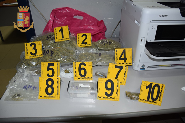 Squinzano: operazione Antidroga della Polizia: pregiudicato in manette con quasi 1 kg di sostanze stupefacenti
