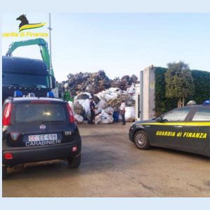 Molfetta: gravi reati ambientali per azienda di recupero rifiuti, sequestrati beni per un milione di euro