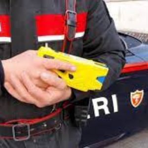 San Vito dei Normanni: Carabinieri a rischio vita, crescono le richieste per l'uso del taser