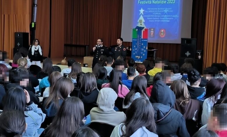 Carabinieri incontrano studenti Fasano