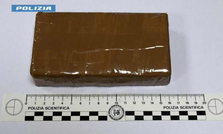Inseguimento Polizia rivela traffico eroina