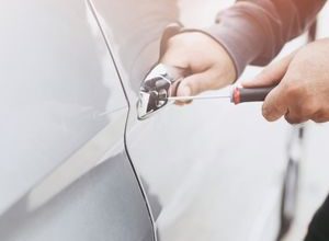 Rubata auto di emigrato