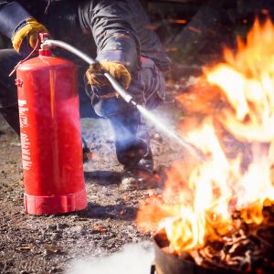 Incendi domestici a Vieste: decorazioni e camino sono le cause principali