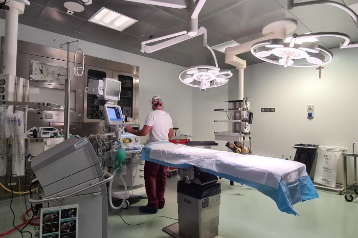 Rivoluzione medica a Bari: tumore laringeo rimosso con laser