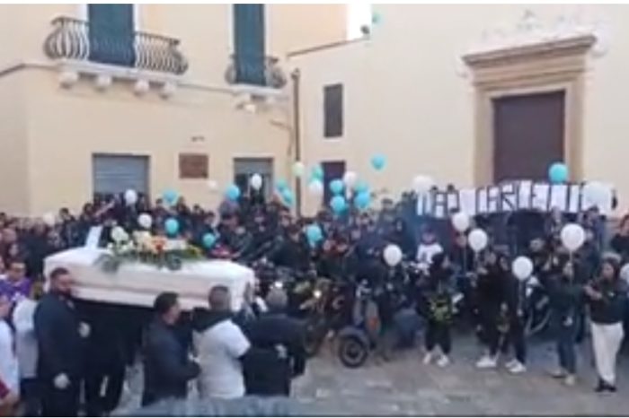 Tragedia nel Salento: addio a Carletto, il giovane vittima di un terribile incidente stradale