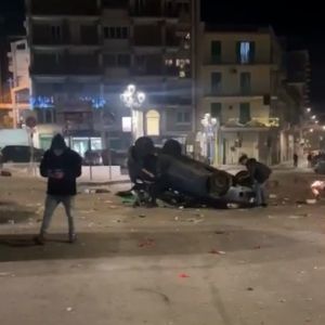 Vandalismo a Molfetta: arrestati cinque giovani per guerriglia urbana