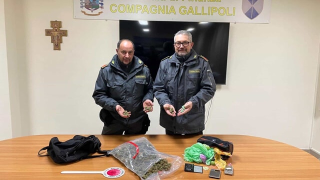 Scoperta droga a Galatone: intervento decisivo del cane della Guardia di Finanza