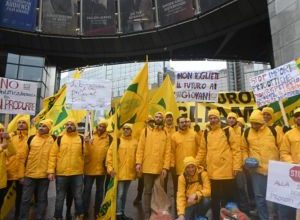 Agricoltori pugliesi contro le politiche UE