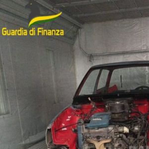 Scoperta officina abusiva a Barletta: evasione e abusivismo nel mirino