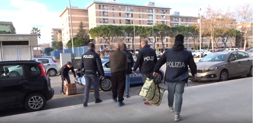 Arresto leader mafioso a Bari