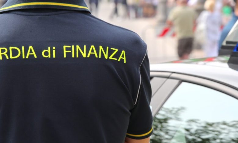 Controlli efficaci contro il commercio abusivo.