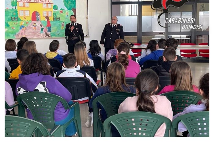 Mesagne: i Carabinieri educano i giovani sulla legalità
