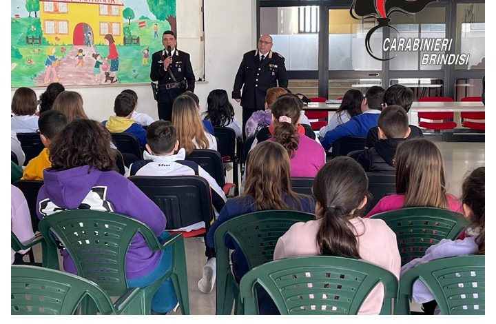 Mesagne: i Carabinieri Educano i Giovani sulla Legalità