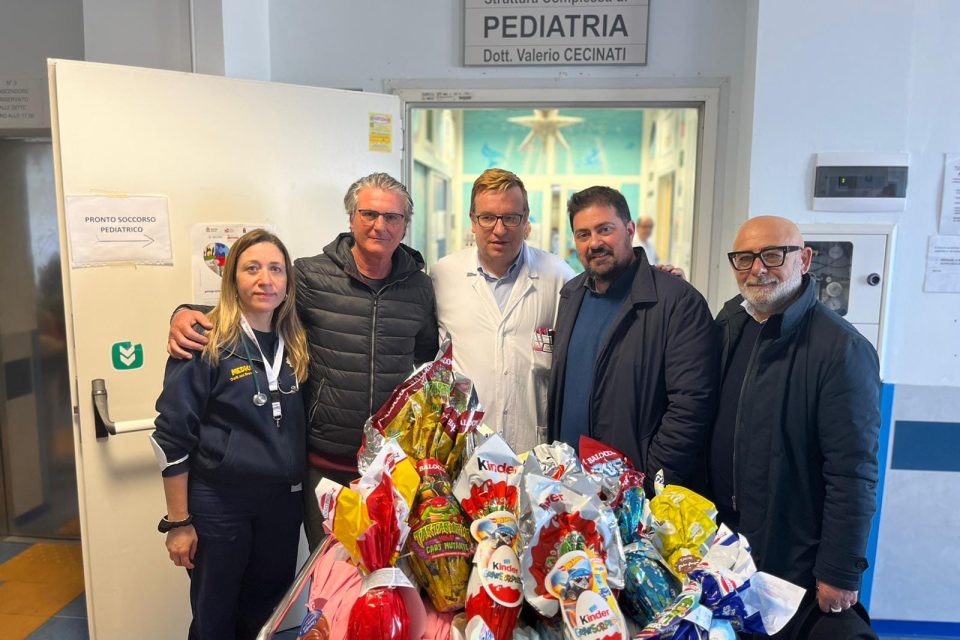 Un arcobaleno di sorrisi: Pasqua all'ospedale Pediatrico di Taranto