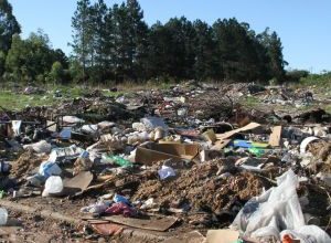 Allarme rifiuti a Orta Nova