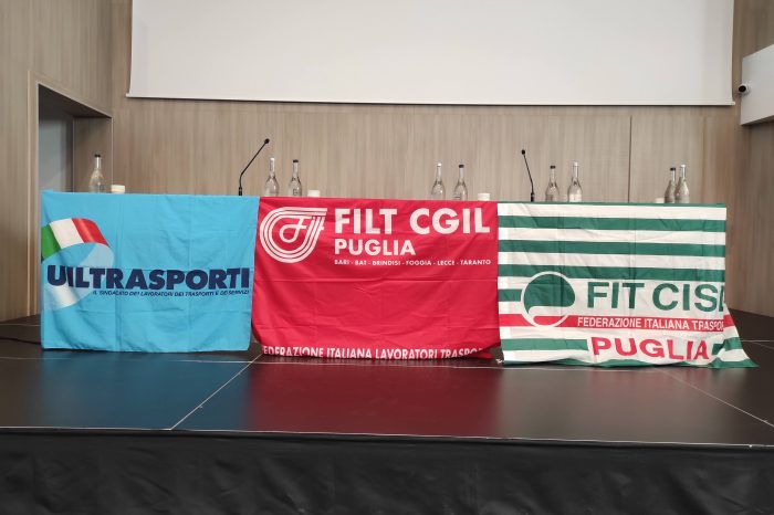 Le rappresentanze sindacali di CGIL, CISL e UIL chiedono al ministero dei Trasporti immediati chiarimenti sul porto di Taranto
