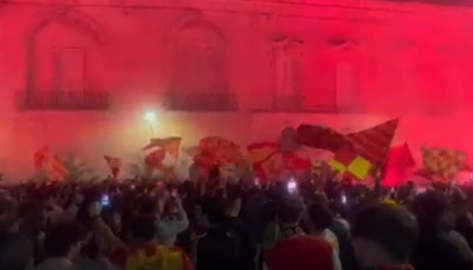 Tensione a Porta Napoli: salta il corteo dei tifosi del Lecce