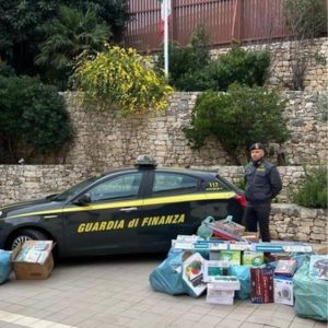 Guardia di Finanza sequestra 138mila prodott