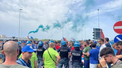 sit-in alla Leonardo di Grottaglie