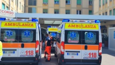 Sit-in di Forza Italia davanti all'ospedale di Martina Franca