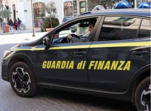 Controlli della Guardia di Finanza Taranto contro il lavoro in nero