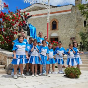 bambini durante l’English Day a Carlantino nei Monti Dauni