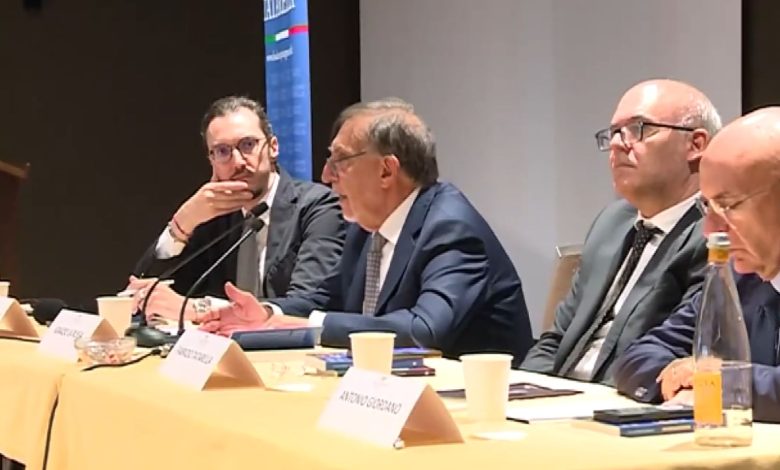 Ignazio La Russa durante il convegno sulla destra di governo a Bari, 29 giugno 2025.