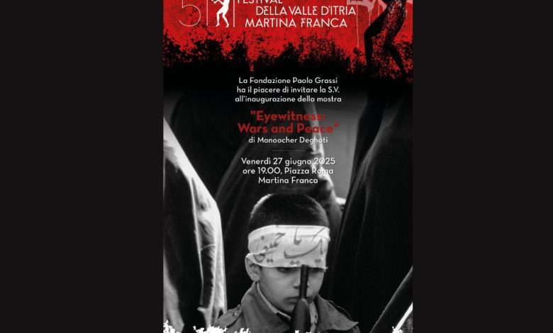 Mostra fotografica Martina Franca Eyewitness Deghati Piazza Roma