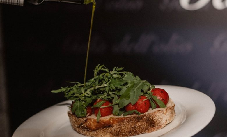 Oliveti pugliesi minacciati dall’invasione del fotovoltaico