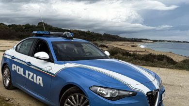 Controlli della Polizia durante la movida a Gallipoli legata a spaccio.