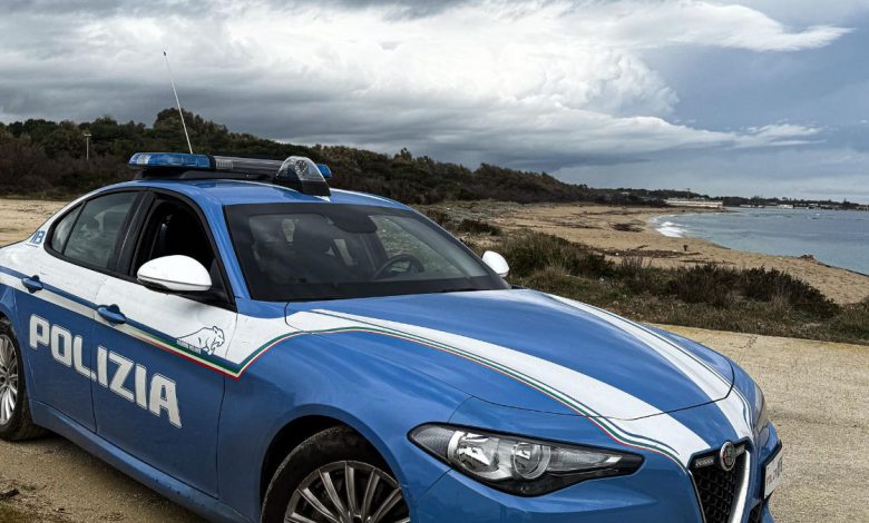 Controlli della Polizia durante la movida a Gallipoli legata a spaccio.