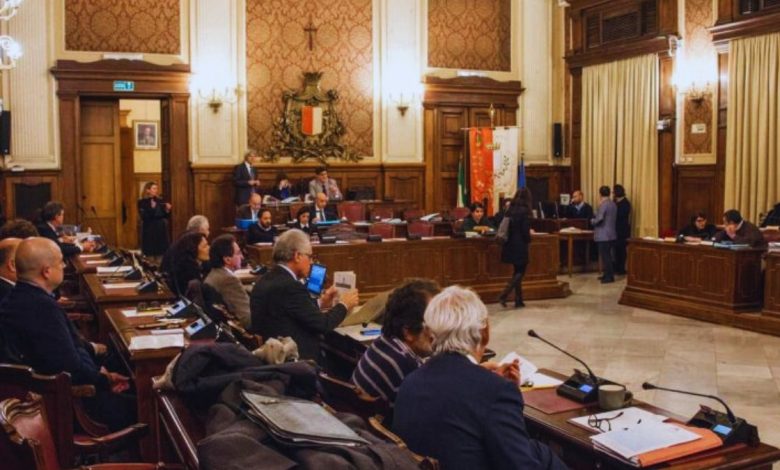 bagarre Consiglio Comunale Bari sicurezza