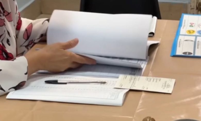 urna elettorale per le elezioni regionali in Puglia