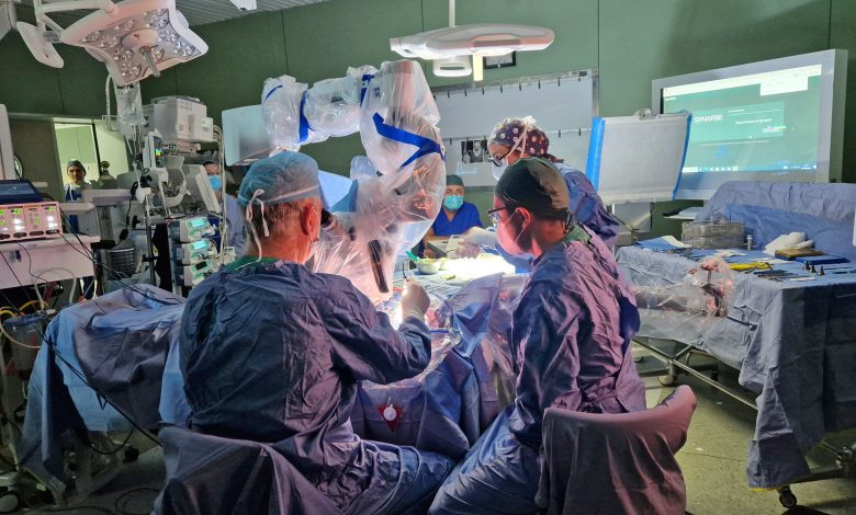 Chirurgia robotica per il primo orecchio bionico in Puglia con tecnologia OTODRIVE