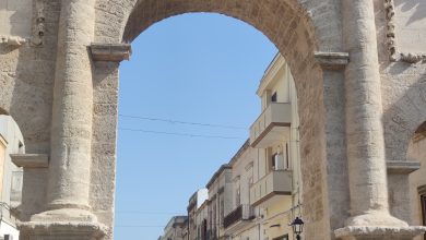 Carabinieri durante controlli ad alto impatto a Francavilla Fontana